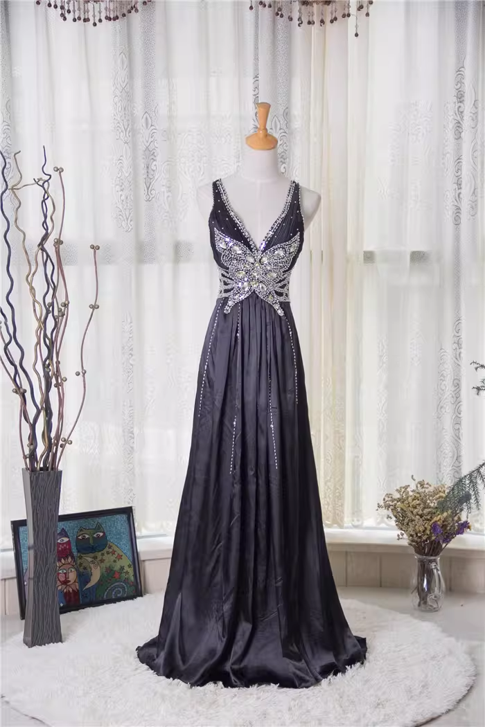 Glamorous Black Sleeveless Evening Gown Beaded Bodice A-Line Satin Prom Dress DP7607