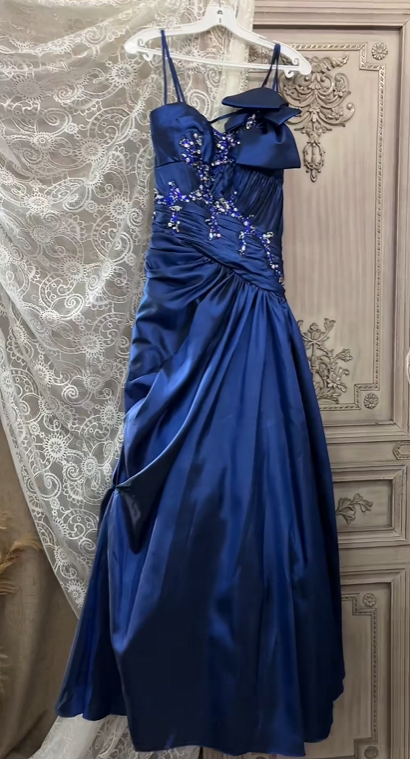 Vintage Navy Blue Satin Beaded Spaghetti Straps Bow Evening Gown DP7374