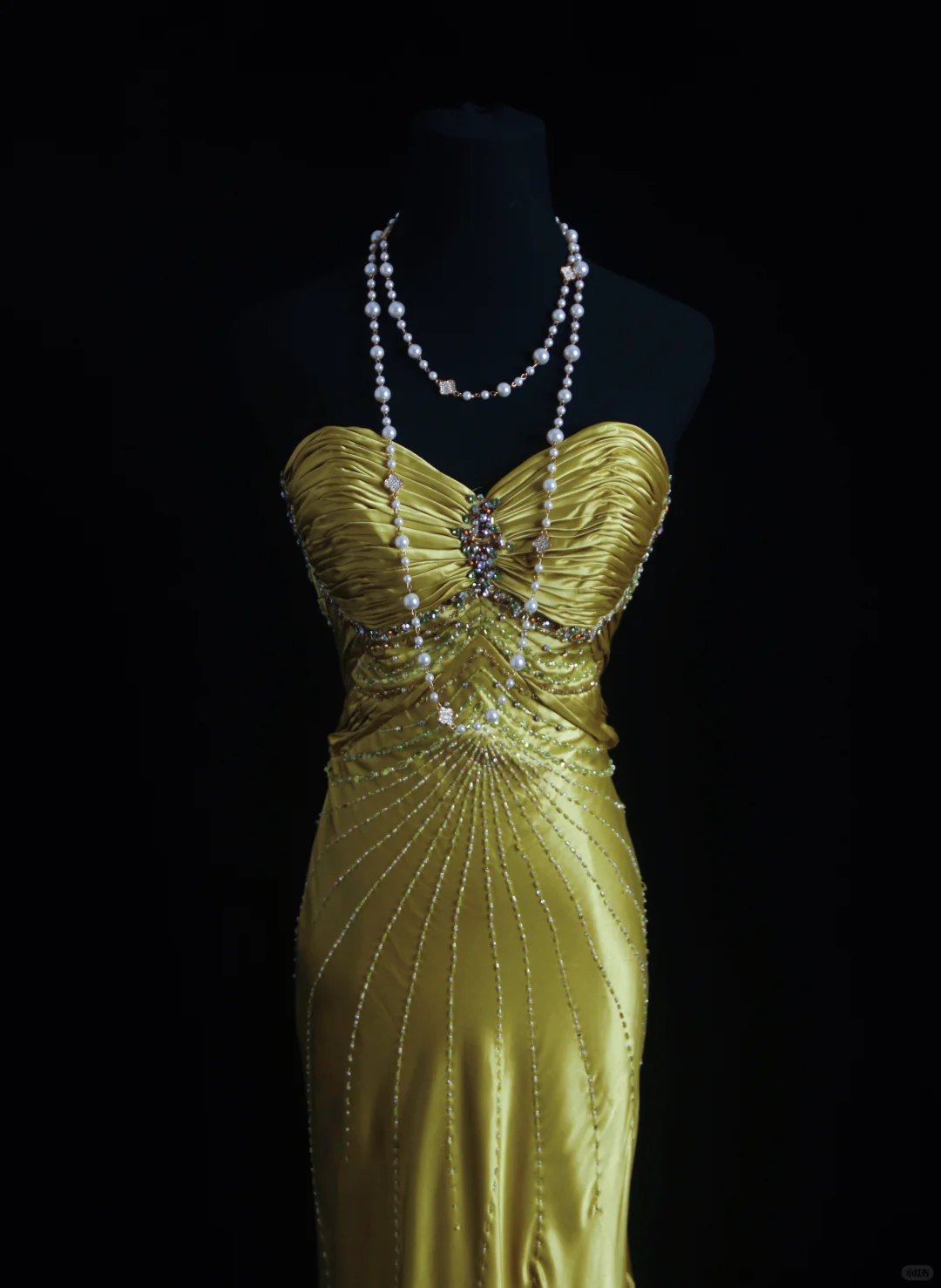 Glamorous Golden Yellow Satin Mermaid Strapless Sweetheart Beaded Formal Evening Gown DP7371