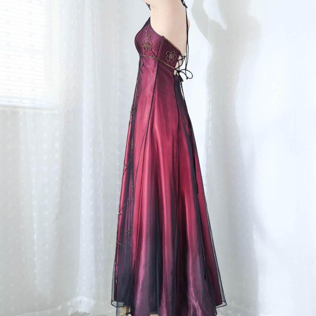 Vintage Halter-Neck Sheath Prom Dress Beaded Chiffon Long Evening Gown DSProm Vintage Halter-Neck Sheath Prom Dress Beaded Chiffon Long Evening Gown DSProm