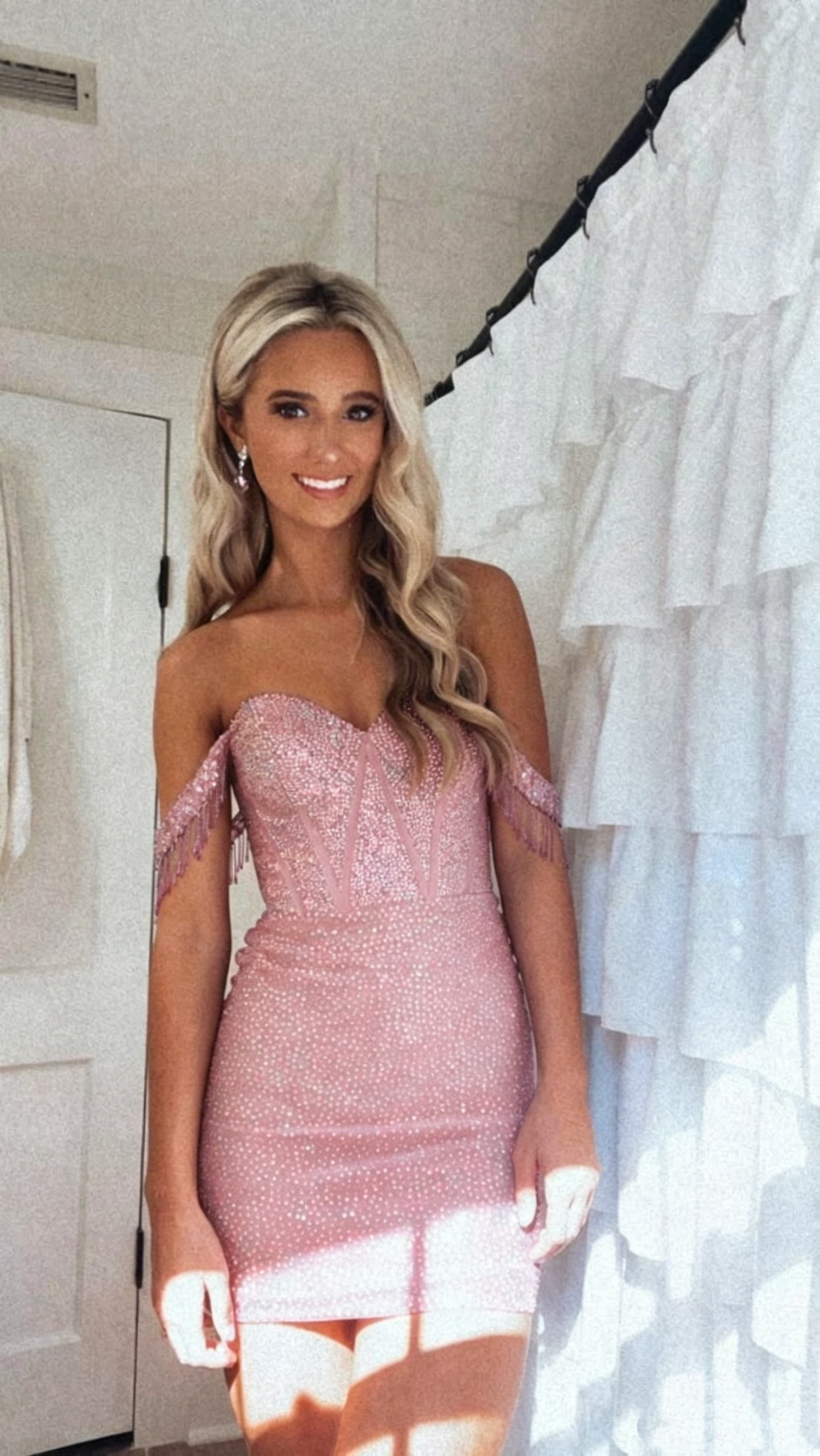 Vintage schulterfreies, perlenbesetztes, kurzes Sweetheart Homecoming-Kleid DP3427