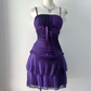 Robe mini à paillettes violettes scintillantes, à volants et bretelles spaghetti, idéale pour une soirée cocktail (DP3417)