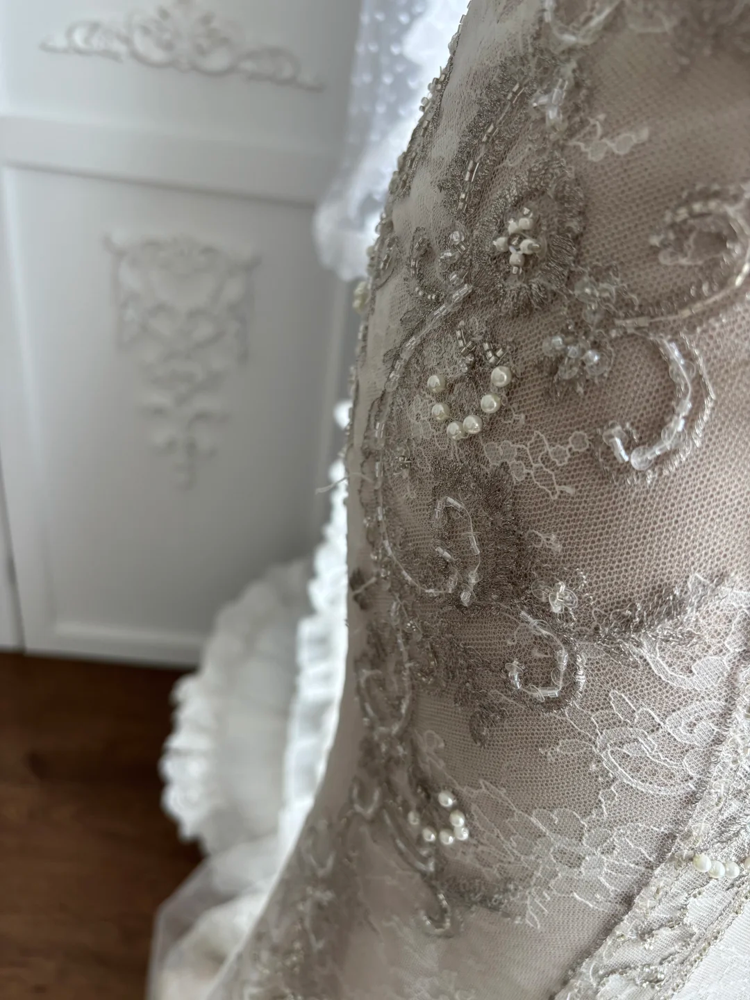 Glamorous Champagne Lace Mermaid Wedding Dress Spaghetti Strap Beaded Evening Gown DP8132