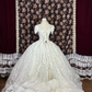 Robe de mariée vintage en dentelle, épaules dénudées, coupe trapèze, broderies florales, DP7063