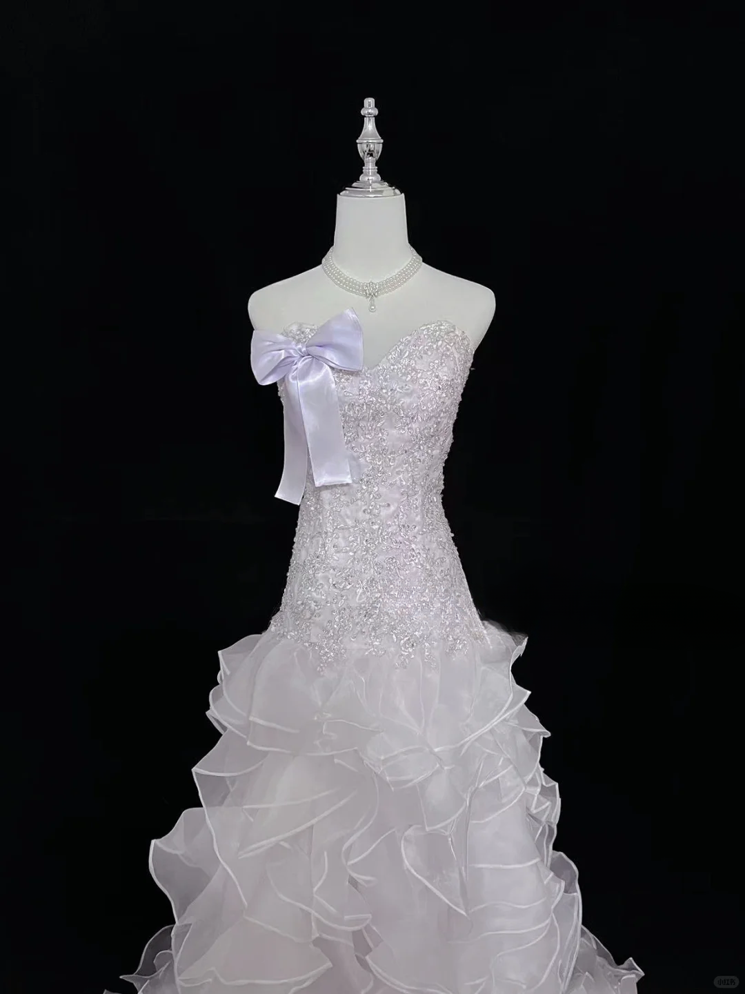 Elegant Lilac Strapless Mermaid Beaded Ruffled Tulle One-Shoulder Bow Evening Gown DP7368