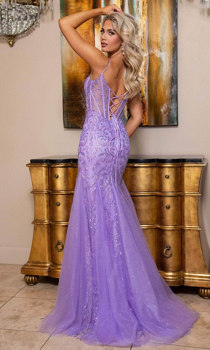 Glamorous Lace Sequined Prom Dress Spaghetti Straps Tulle Evening Gown DP8023