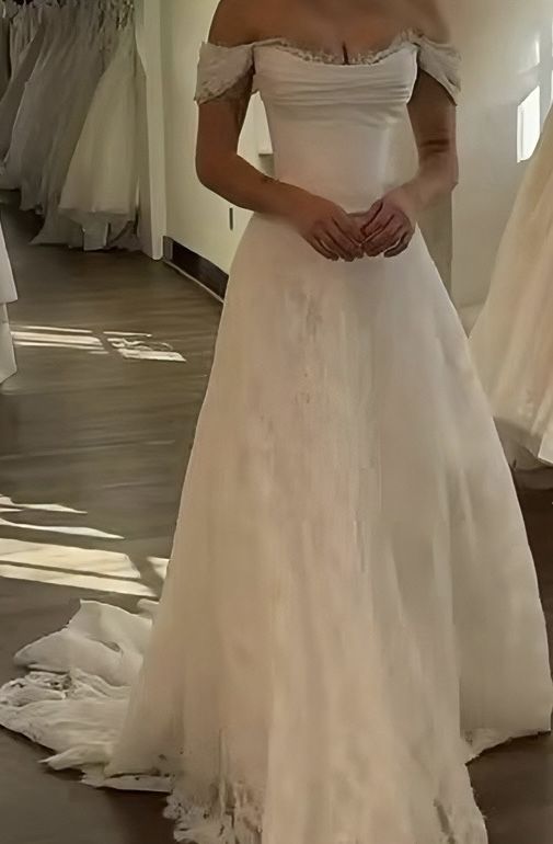 Classic Off-the-Shoulder A-Line Lace Trim Wedding Dress DP8433