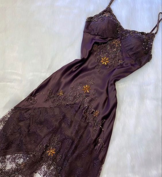 Vintage Spaghetti Straps Lace Beading Charming Evening Dress, DP2509