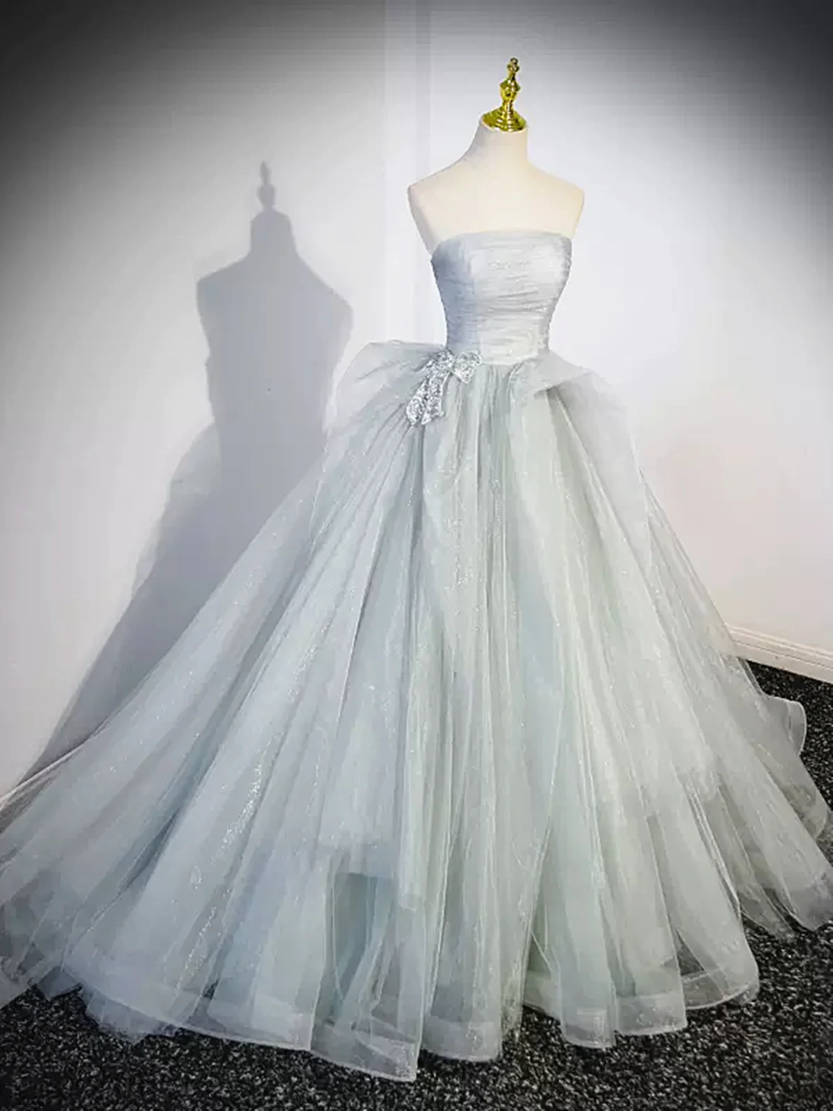 Elegant Tulle Strapless A-Line Prom Dress Ball Gown,DP1020