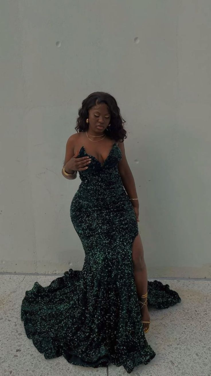 Dark Green Sweetheart Sequins Mermaid Long Party Dress, DP2111