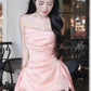 Süßes rosa trägerloses Etuikleid mit unregelmäßigem Rocksaum-Design, kurzes Partykleid, Cocktailkleid, Heimkehrkleid DP6524