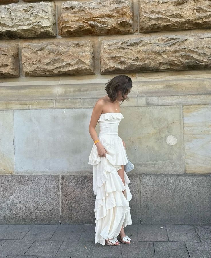 Elegant Ivory Strapless A-Line Tiered Long Party Dress Evening Gown, DP4036