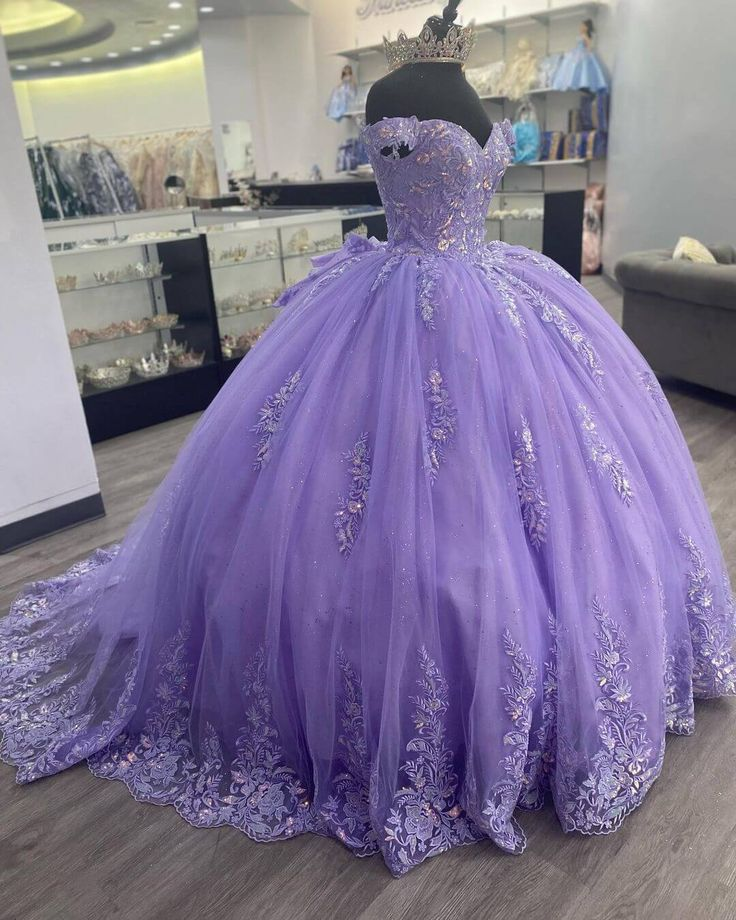 Lilac Corset Mexican Quinceanera Dress Ball Gown Appliques Lace Birthday Party Dress,DP695