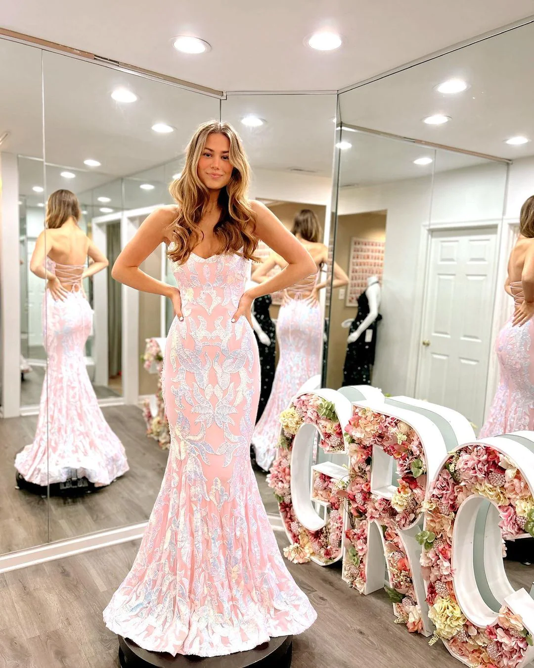 Blush Pink Cute Mermaid Scoop Neck Satin Prom Dresses with Sequins Lac – DSProm