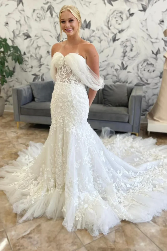 White Charming Off Shoulder Tulle Appliques Wedding Dress,DP990