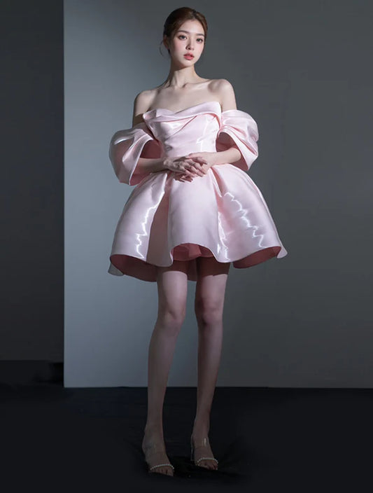 Süßes rosa schulterfreies kurzes A-Linien-Partykleid Cocktailkleid Homecoming-Kleid DP6492