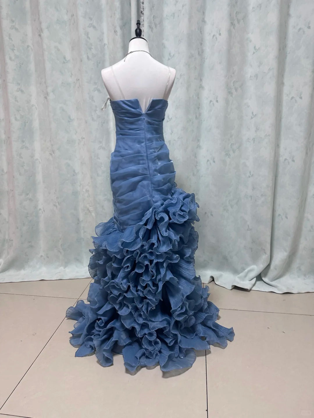 Elegant Strapless Blue Sheath Prom Dress Organza Backless Ruffled Evening Dress MD102