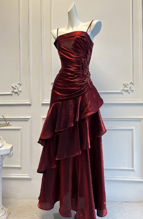 Elegant Spaghetti Straps Red Sheath Prom Dress Satin Ruffled Evening Dress MD112
