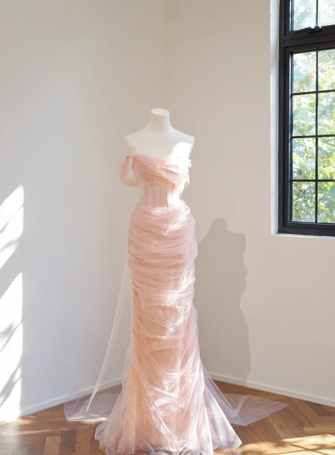 Ethereal Sheath Off-the-Shoulder Pink Long Evening Dress Tulle Prom Dress MD127