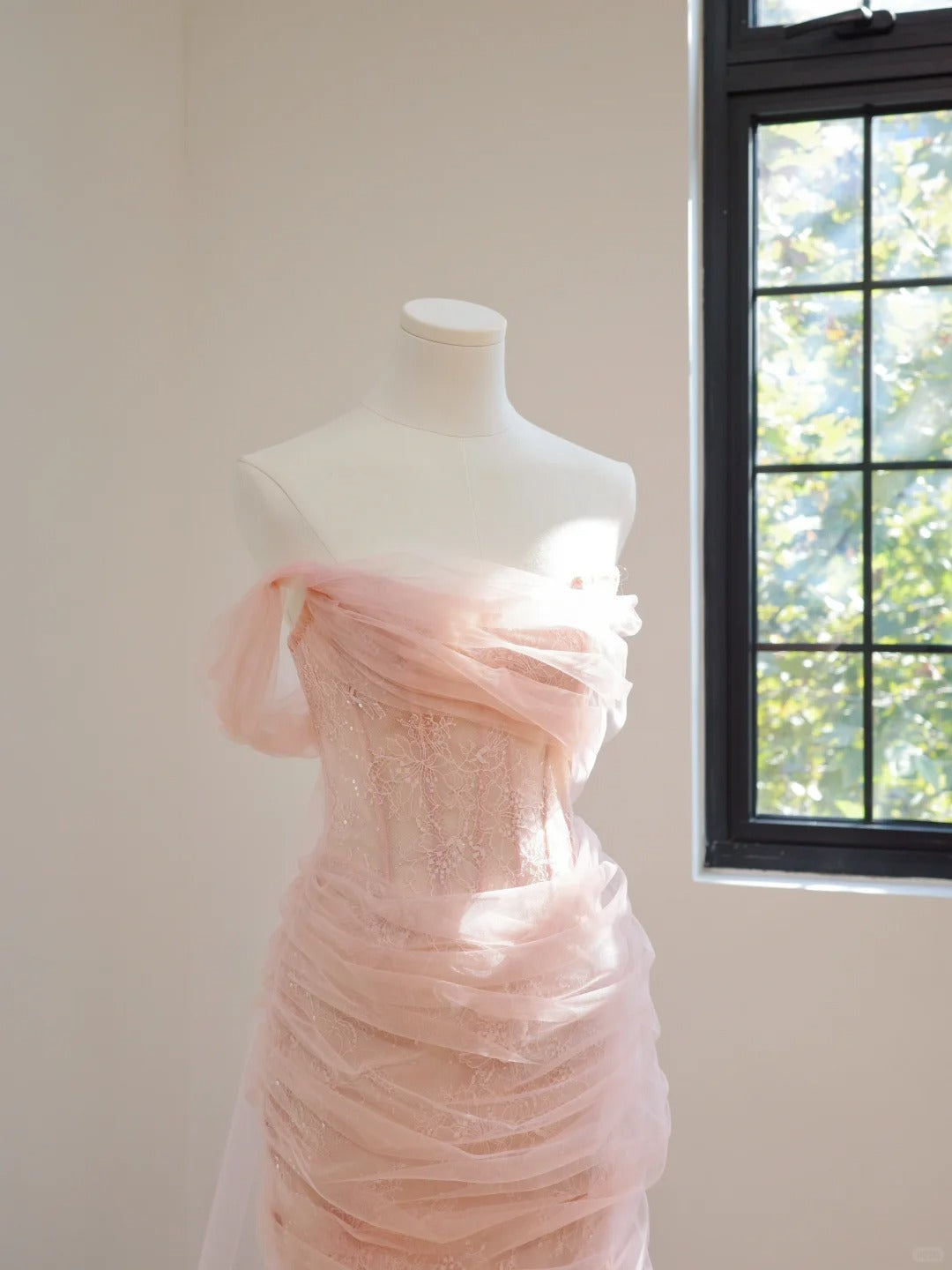 Ethereal Sheath Off-the-Shoulder Pink Long Evening Dress Tulle Prom Dress MD127