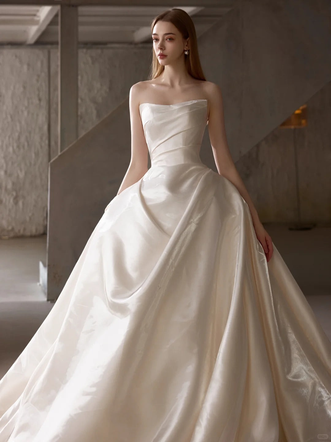 Elegant Ball Gown White Long Wedding Dress Off-the-Shoulder Satin Pleated Prom Dress MD136