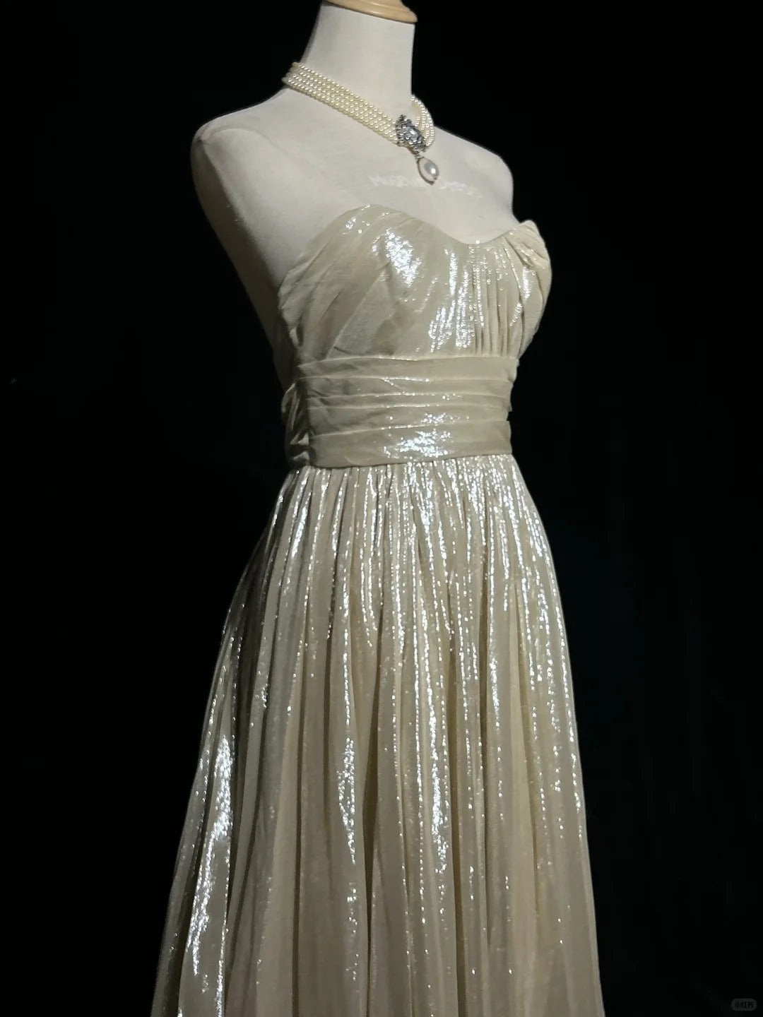 Ätherisches A-Linien-Abendkleid mit Herzausschnitt in Champagner, langes Abschlussballkleid MD137