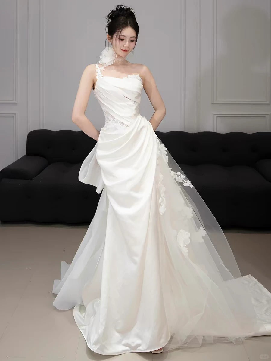 Elegant Sheath Long Wedding Dress One-the-Shoulder Satin White Prom Dress MD213