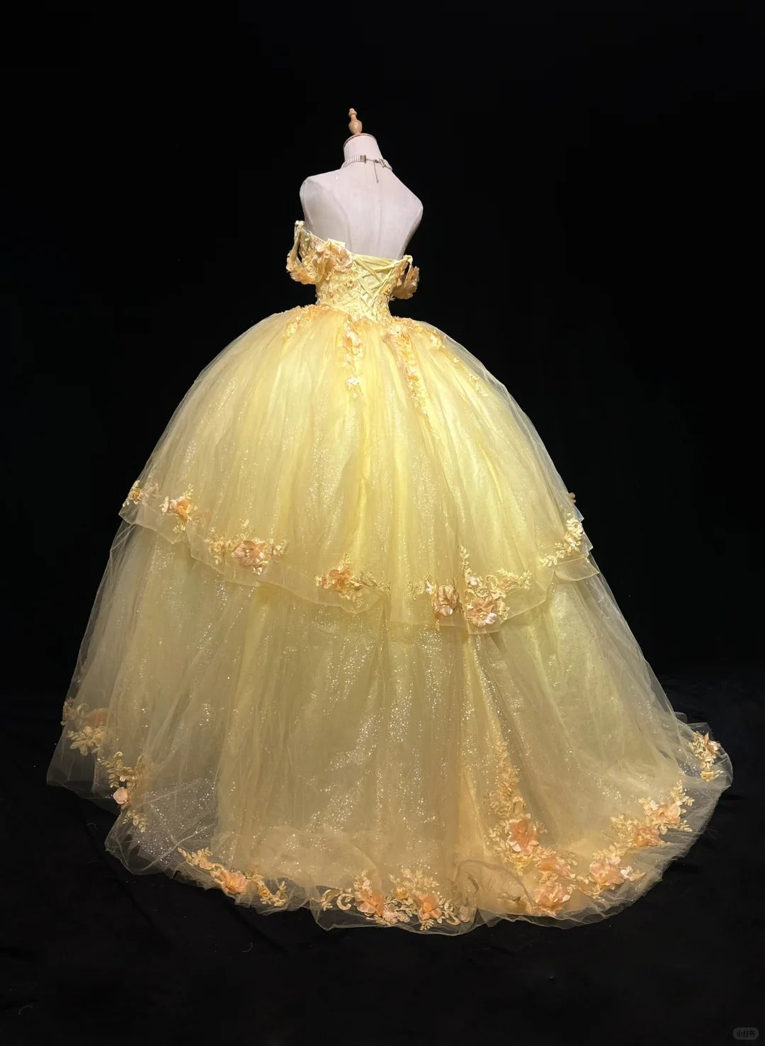 Elegant Ball Gown Yellow 3D fabric flower Sweetheart Long Evening Dress Tulle Prom Dress MD234
