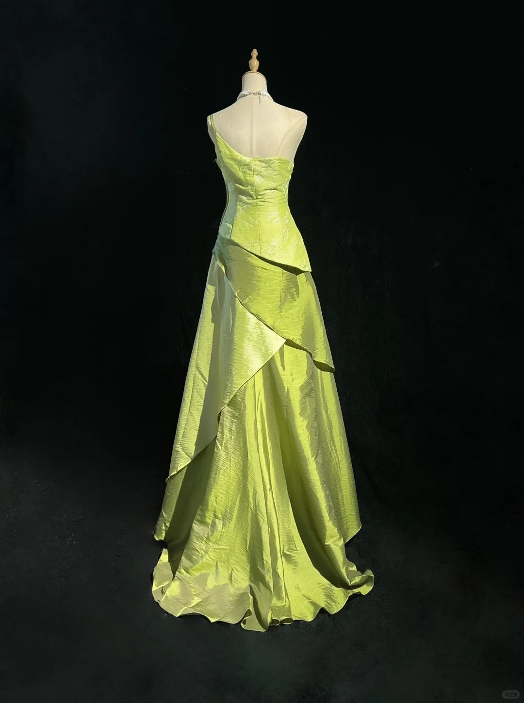 Elegant Sheath Green One-the-Shoulder Long Evening Dress Satin Prom Dress MD236