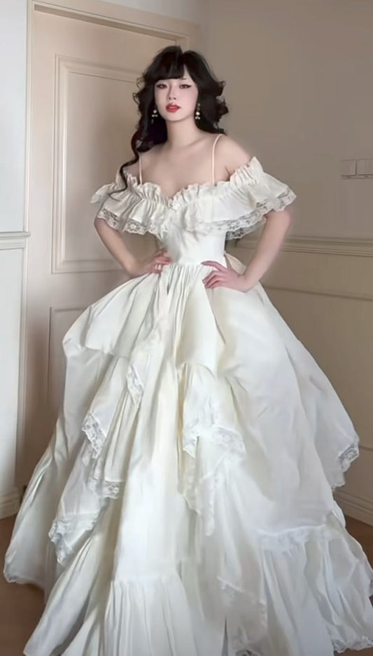 Elegant Ball Gown Spaghetti Straps Long Wedding Dress Chiffon Cascade White Prom Dress MD271