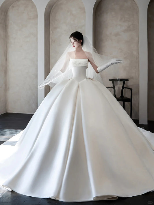 Elegant Ball Gown Off-the-Shoulder Long Wedding Dress Satin White Prom Dress with Gloves MD293