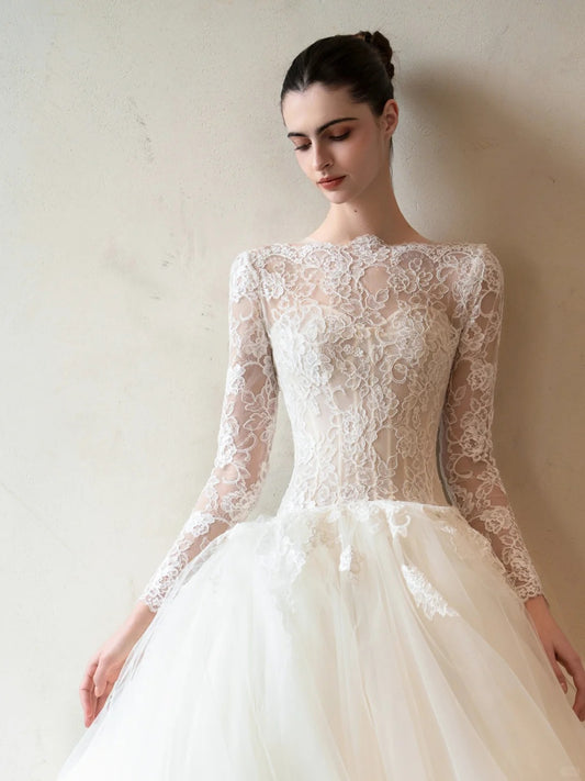 Elegant A-line Round Neck Long Wedding Dress Lace White Prom Dress MD337
