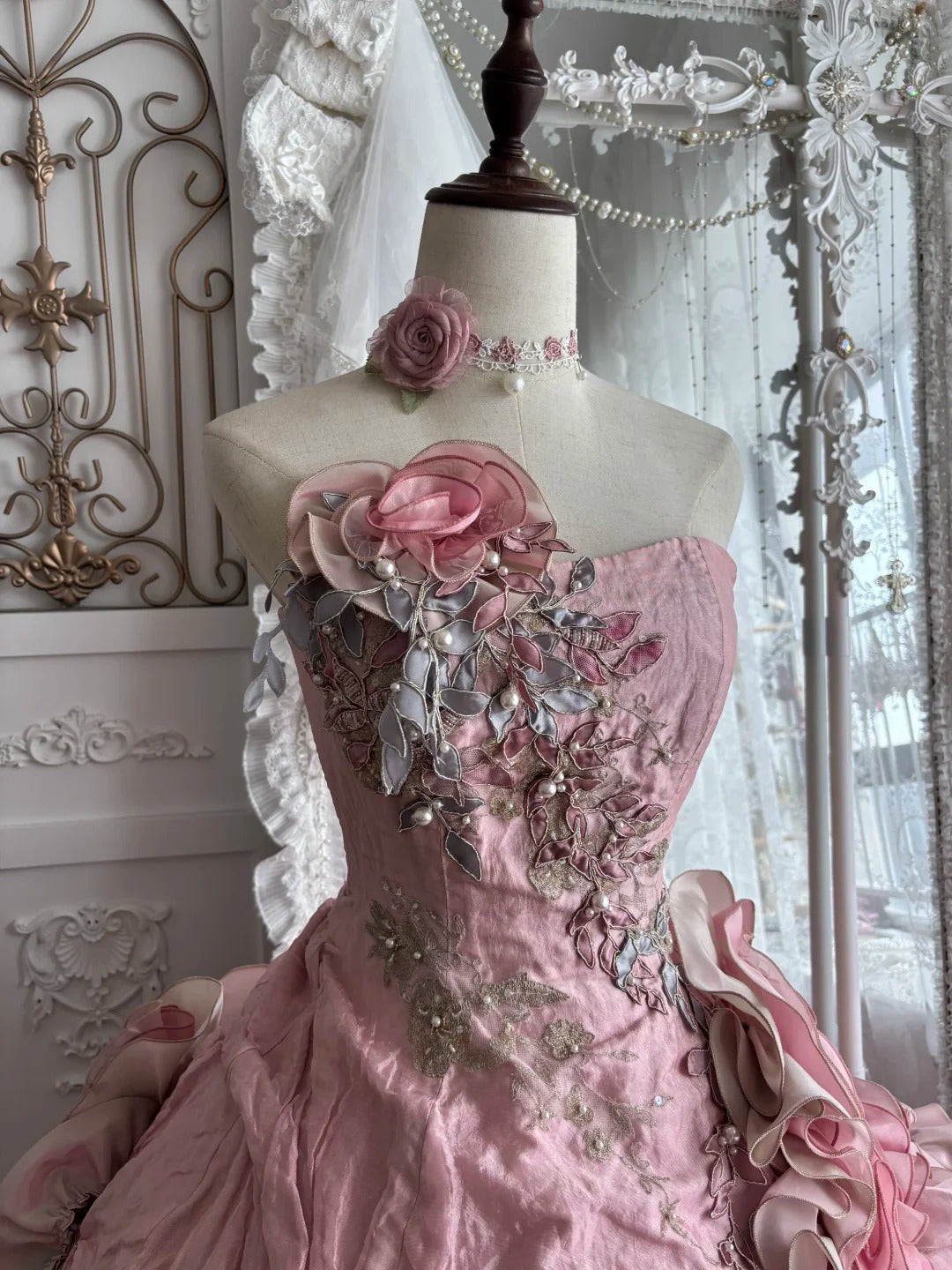 Beautiful Ball Gown Off-the-Shoulder Pink Cascade Evening Dress 3D floral appliqués Tulle Prom Dress MD363