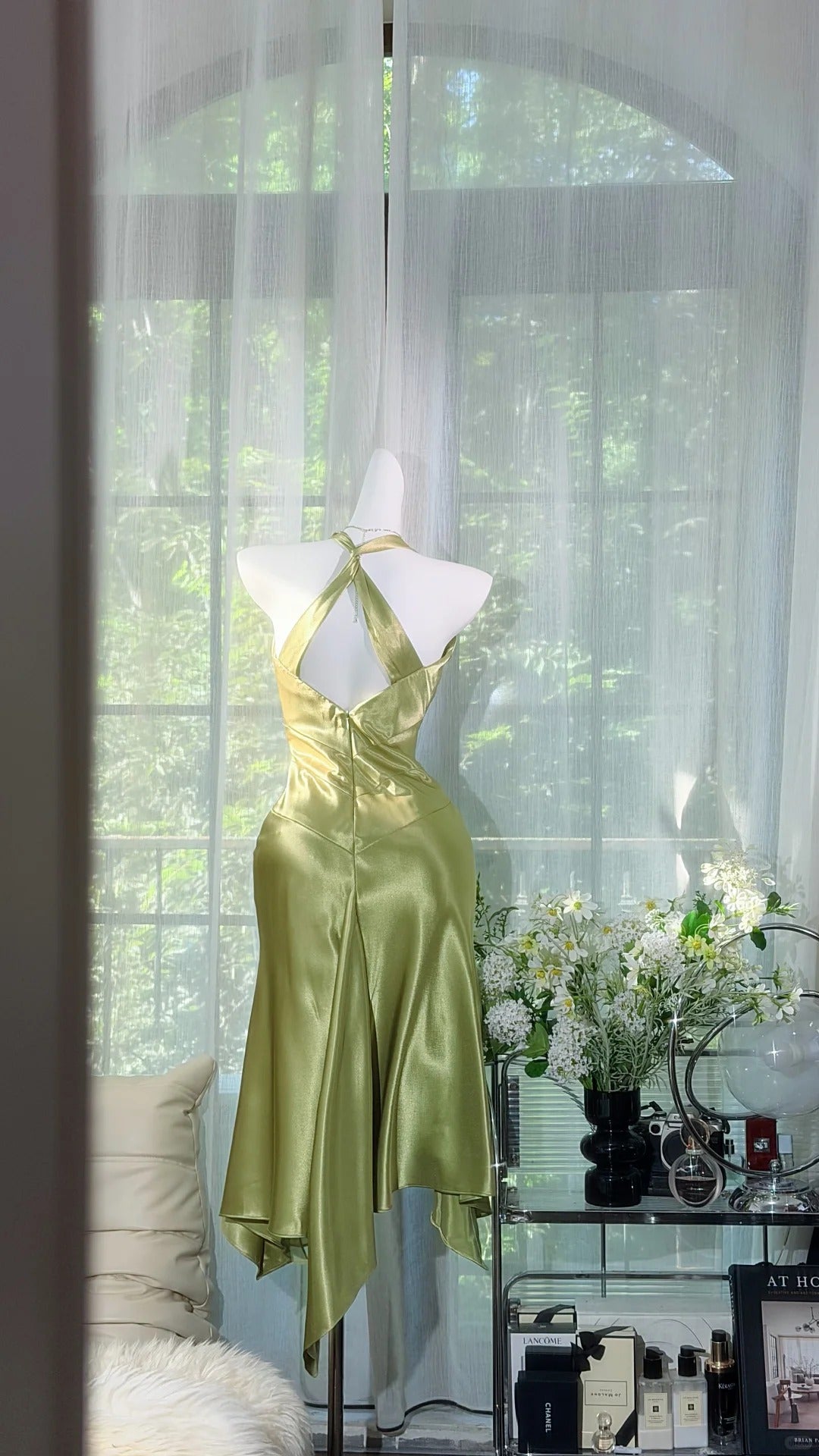 Beautiful A-line Halter Neck Green Evening Dress Satin Prom Dress MD367