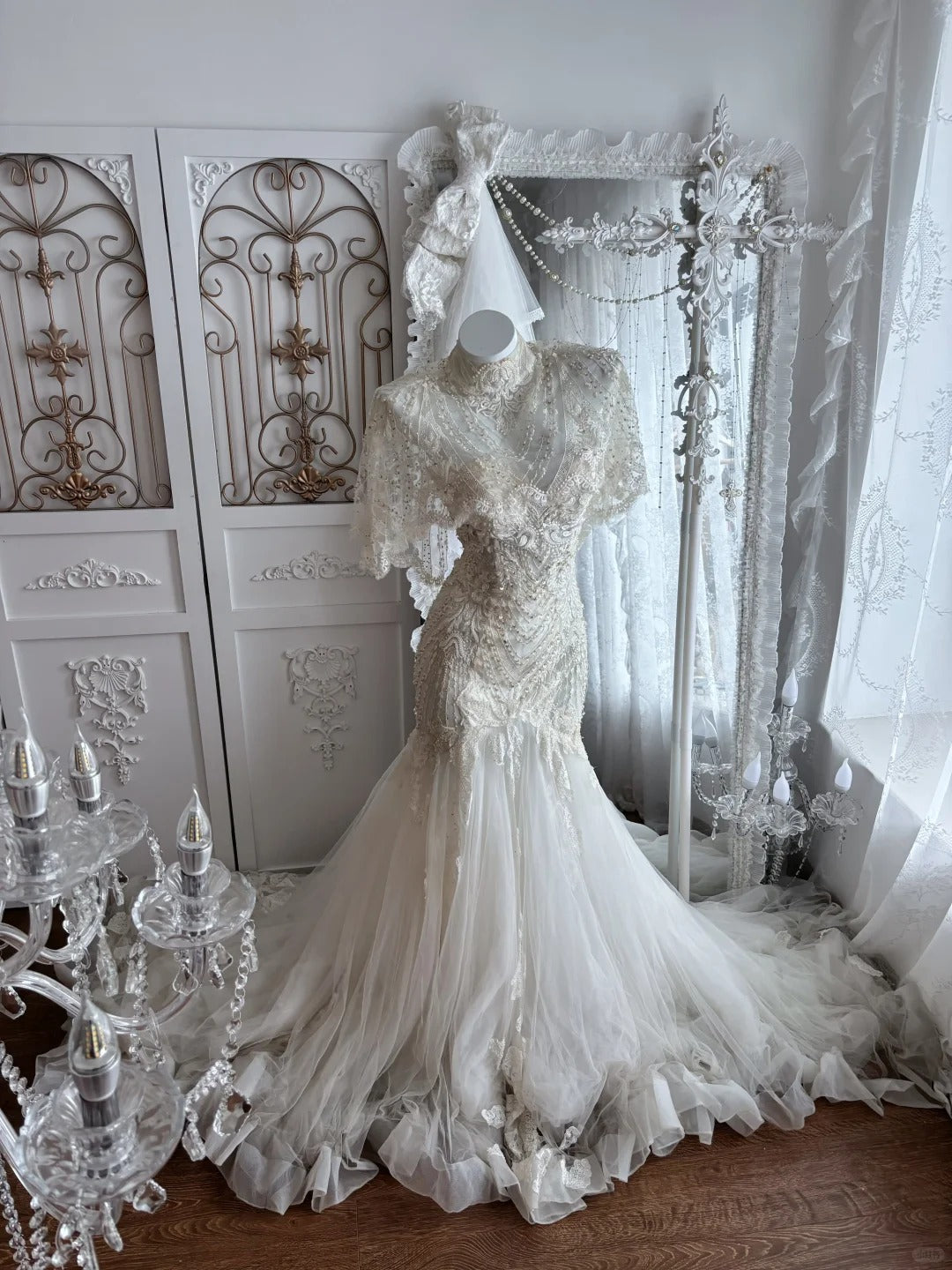 Elegant Mermaid Sweetheart Neck Long Wedding Dress Beaded Tulle White Prom Dress MD396