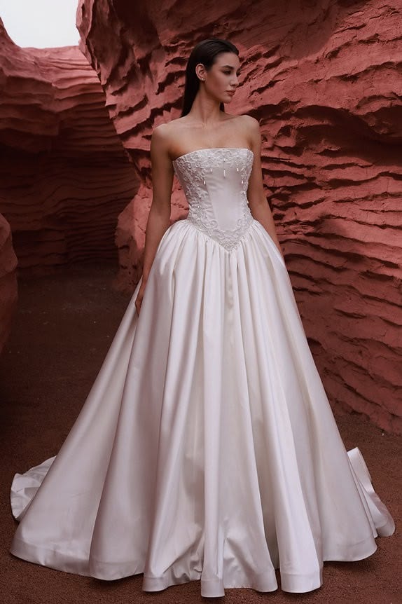 Elegant A-line Strapless Neck Long Wedding Dress Embroidered Satin White Prom Dress MD398