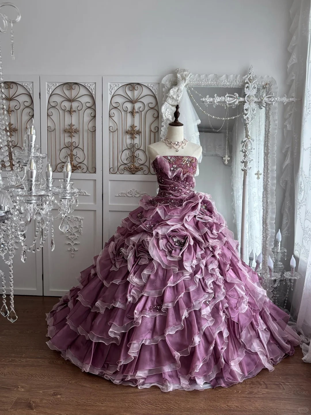 Beautiful Ball Gown Strapless Neck Purple Evening Dress Pleated 3D floral appliqués Tulle Prom Dress MD416