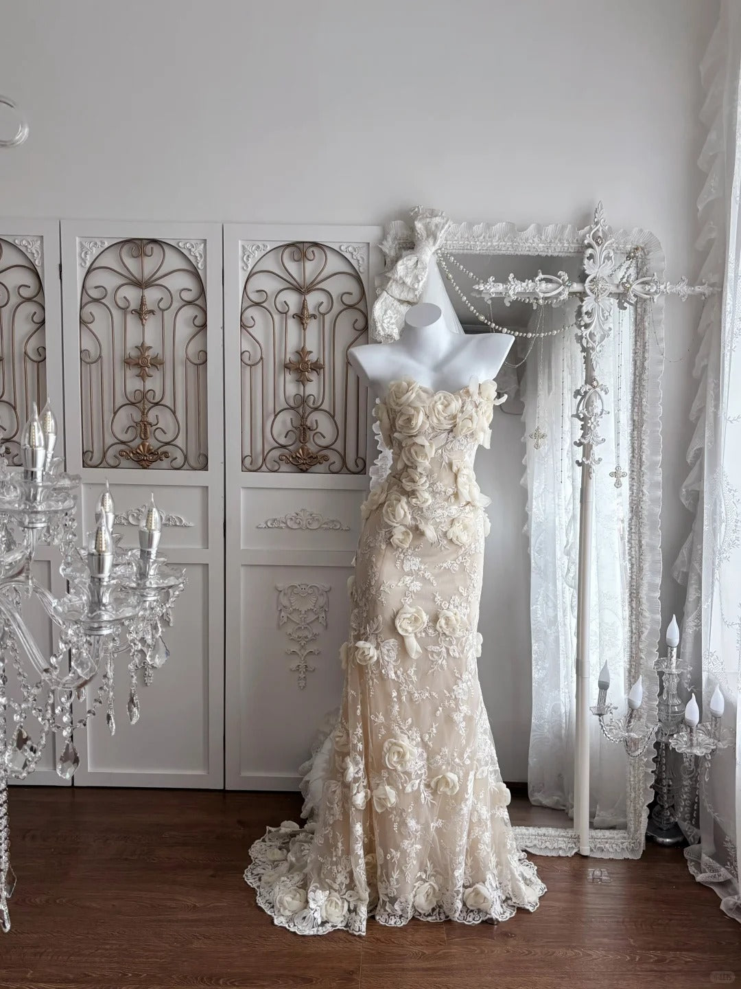Elegant Sheath Off-the-Shoulder Champagne Evening Dress 3D fabric appliqué Lace Prom Dress MD464