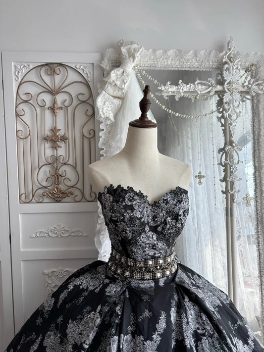 Elegant Ball Gown Sweetheart Black Evening Dress Embroidered Satin Prom Dress MD470