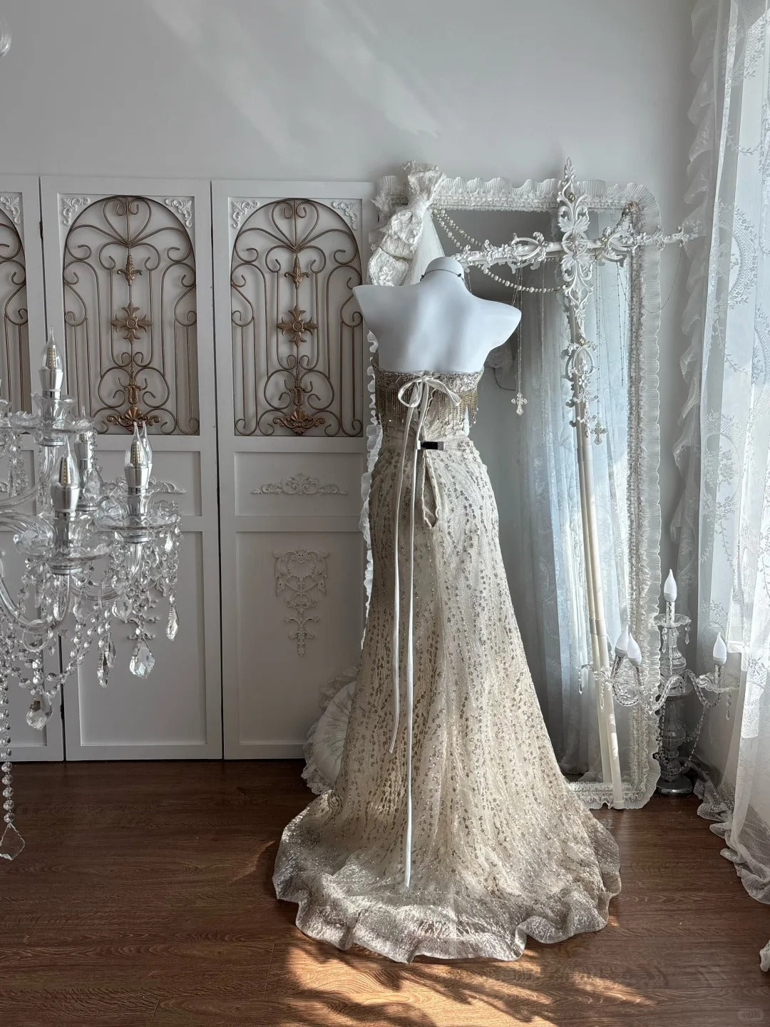 Elegant Sheath Strapless Neck Champagne Evening Dress Beaded High Slit Tulle Prom Dress MD481