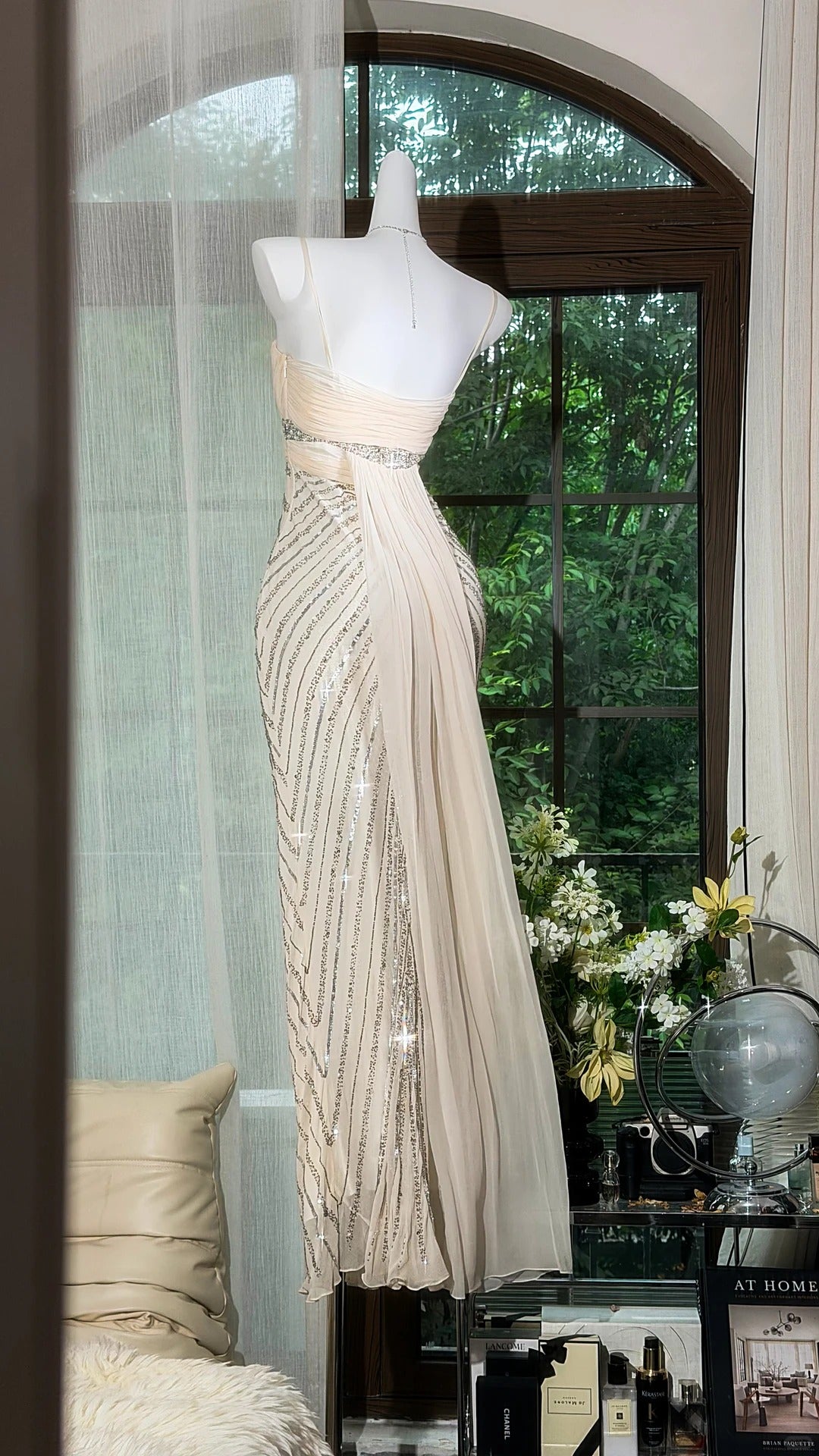 Elegant Sheath Spaghetti Straps Neck Long Wedding Dress Sequins Chiffon Champagne Prom Dress MD483