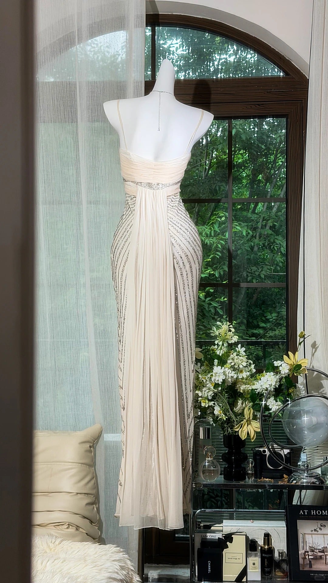 Elegant Sheath Spaghetti Straps Neck Long Wedding Dress Sequins Chiffon Champagne Prom Dress MD483