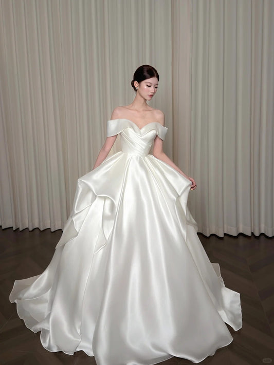 Elegant Ball Gown Off-the-Shoulder Long Wedding Dress Satin White Prom Dress MD487