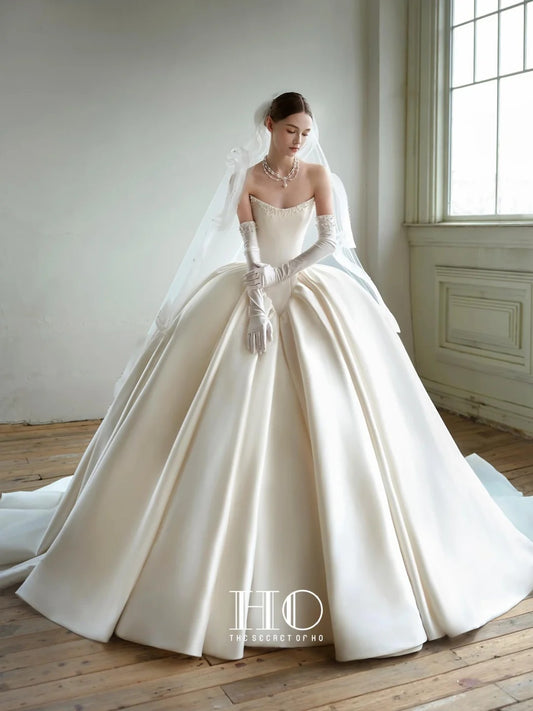 Elegant Ball Gown V Neck Long Wedding Dress Satin White Prom Dress MD516