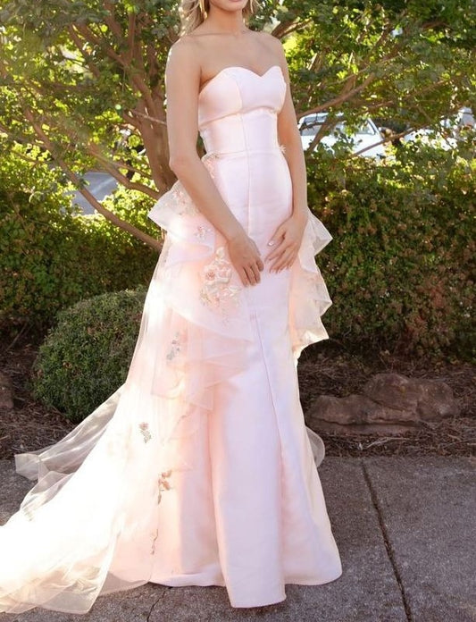 Vintage Pink Trägerloses Satin Meerjungfrauen-Kleid mit 3D Blumen aus Organza für den Abschlussball DP8446