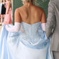 Elegantes hellblaues trägerloses Satin-Spitzenapplikationen & Korsagen-Mieder Quinceanera Ballkleid DP8441