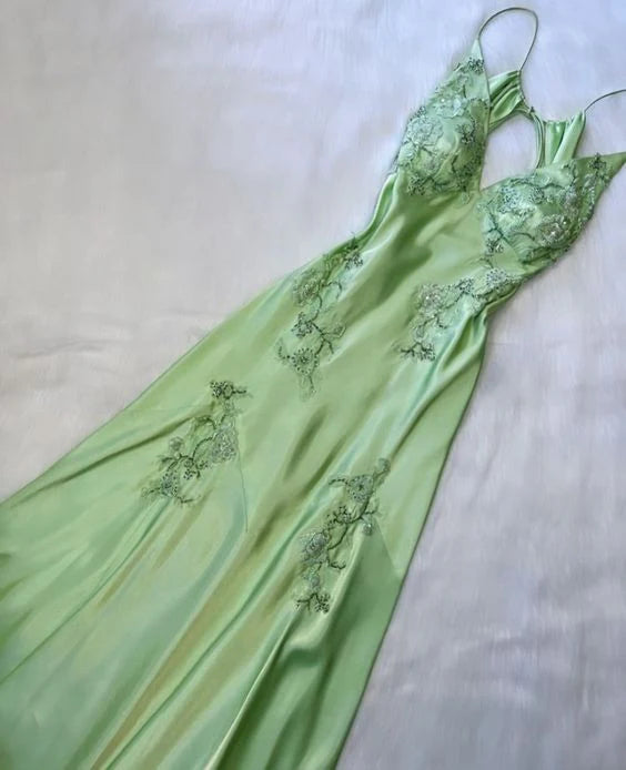 Enchanting V-neck Embroidery Spaghetti Strap Satin Mermaid Prom Dress Evening Dress DP6327