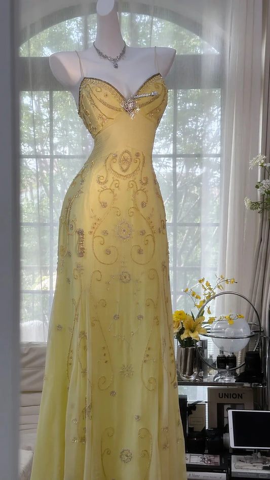 Glänzendes gelbes Pailletten-Chiffon-A-Linien-Ballkleid mit Herzausschnitt DP6312