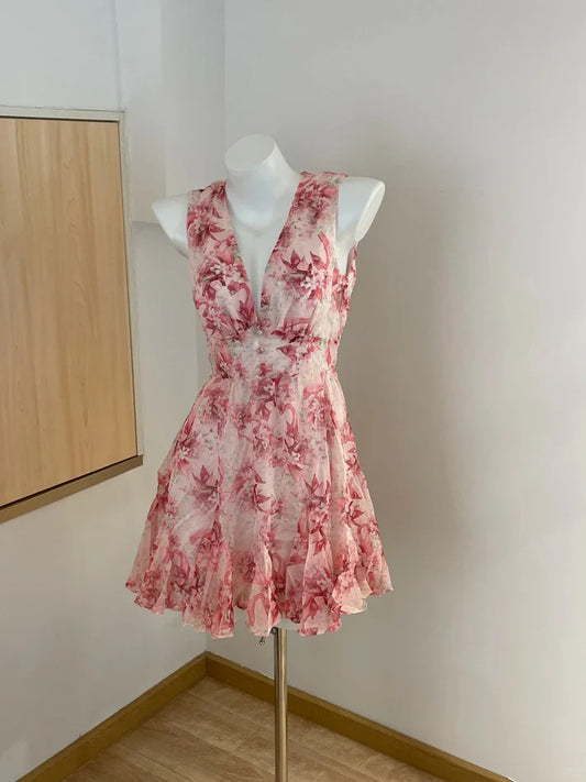 Süßes rosa rückenfreies A-Linien-Partykleid mit Blumenmuster und Homecoming-Kleid DP6102