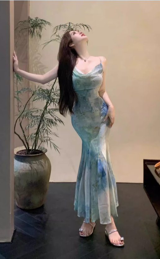 Neues stilvolles, elegantes, lässiges Spaghettiträgerkleid mit Blumenmuster, DP5948